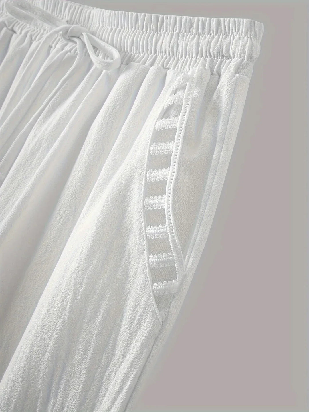 Tracey Contrast Trim Cropped Pants